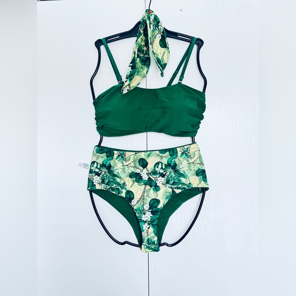 ‼️Final price Emerald green 4 -in-1 way wear Removable straps, reversible bikini - Picture 5 of 11